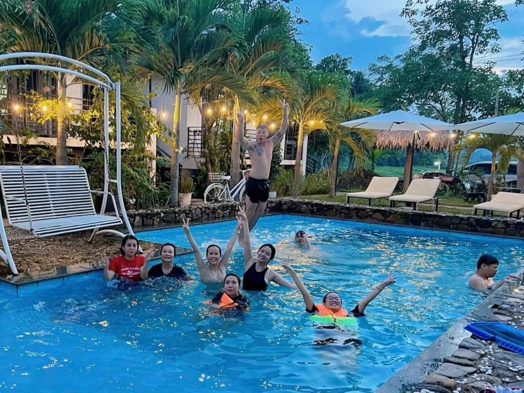 Palafita Bungalow Phong Nha Eksteriør billede